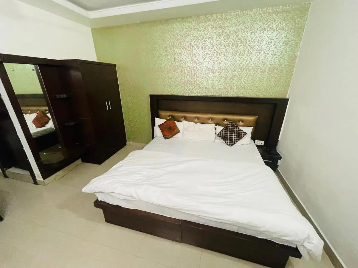 Hotel Blossom Residency By Dolphin 500 Mtr Taj Mahal Agra