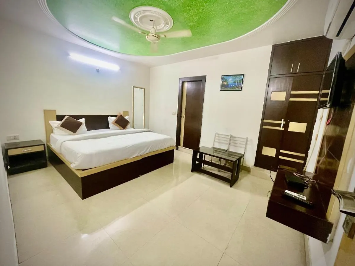 Hotel Blossom Residency By Dolphin 500 Mtr Taj Mahal Agra