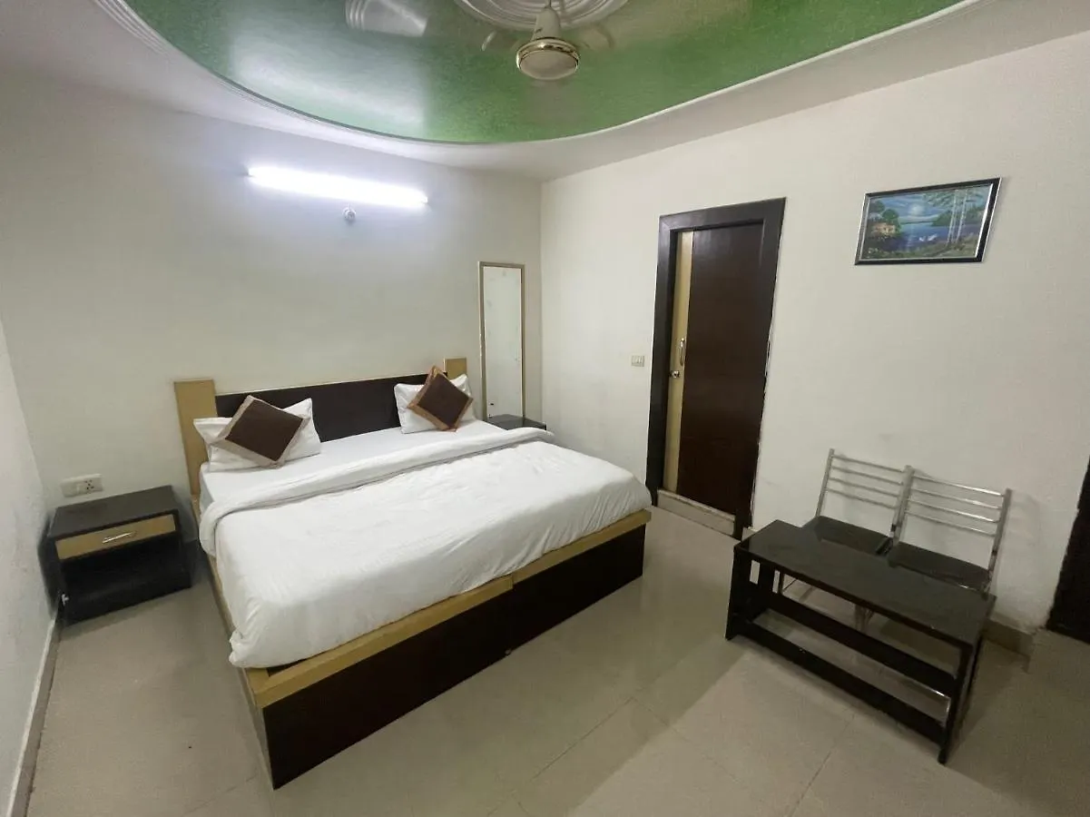 *** Hotel Blossom Residency By Dolphin 500 Mtr Taj Mahal Agra  India