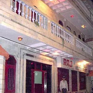 Raj Otel