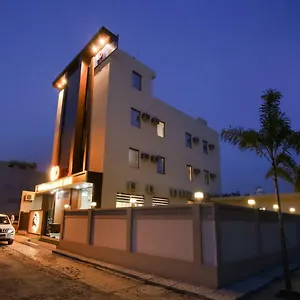 Grand Sparrow Hotel